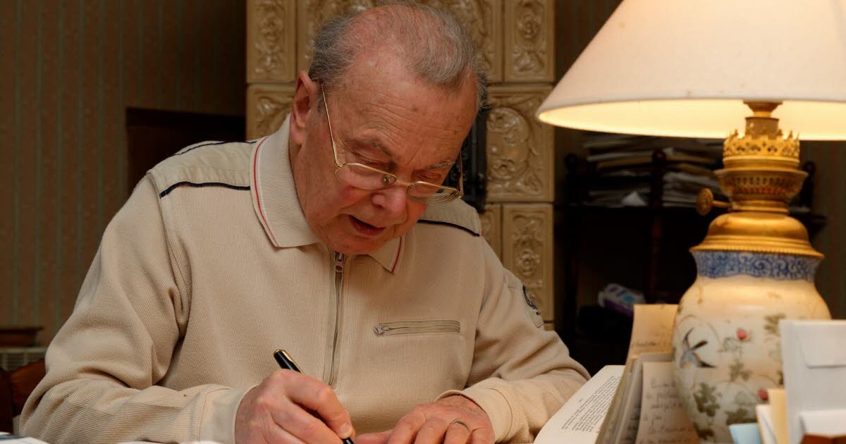 Weitbruch. Een signeeravond met Jean Witt, medeauteur van een boek over mantelzorgers