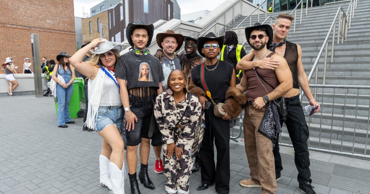 Call for testimonials. Do you follow a dress code when going to a concert?