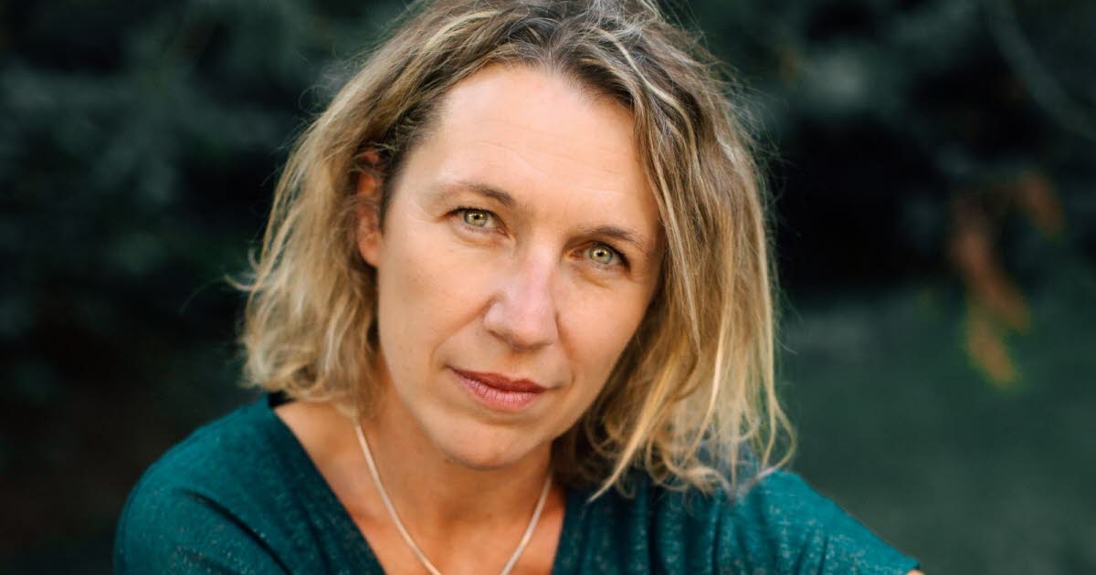 Entrevista de domingo. Anne-Laure Bondoux, autora de livros infantis: "A imaginação não pode existir sem emoções."