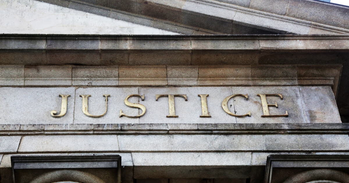 Justicia. Macron "tiene todo el interés en preparar su ataúd": un rabino amenazado de muerte.
