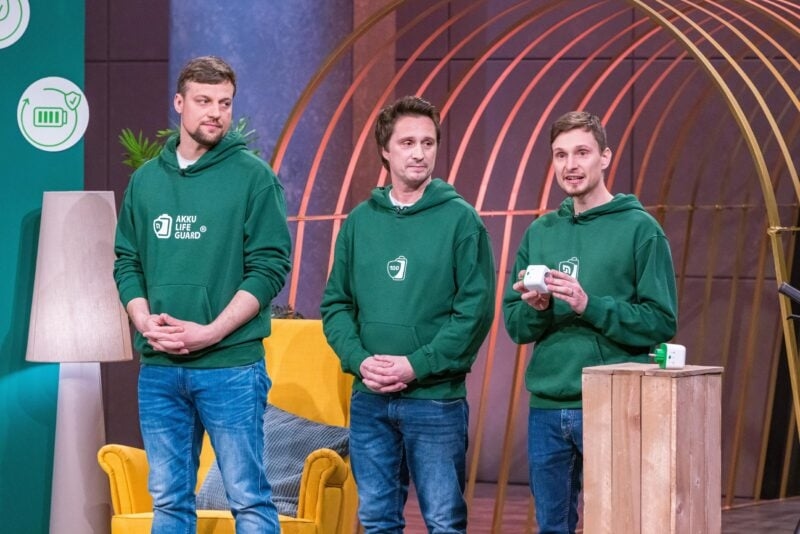 «Прощай, режим ожидания»: основатели DHDL из Альгоя убедили Дюммеля в экономии заряда батареи