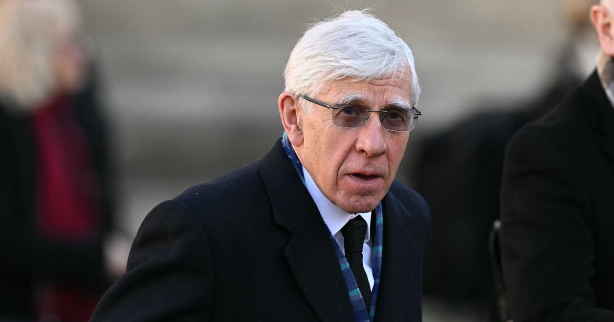 Jack Straw: “los impuestos tendrán que subir” en respuesta a la nueva era de defensa ante la amenaza rusa