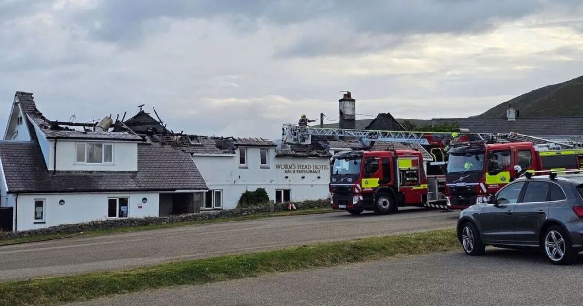 Huge fire rips through beautiful hotel at famous UK beauty spot