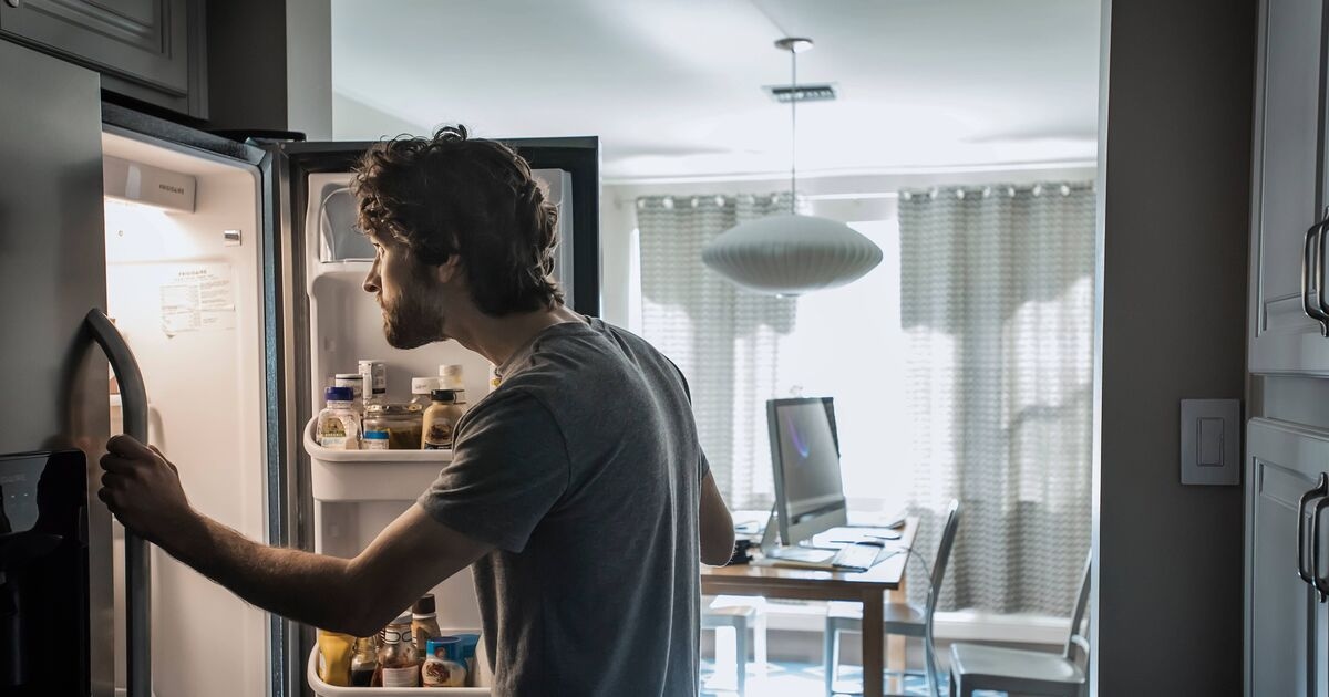 Voedingsdeskundige waarschuwt dat het tijdstip van uw diner de kwaliteit van uw slaap kan beïnvloeden