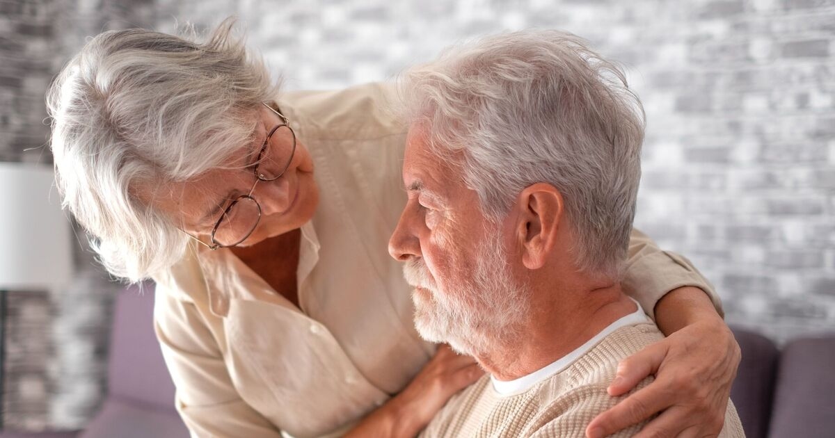 Il Servizio Sanitario Nazionale esorta le persone a prestare attenzione ai quattro primi segnali di demenza