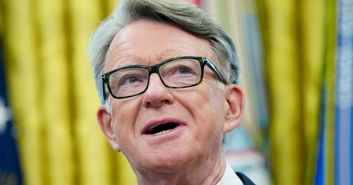 Peter Mandelson "llamó a Jeffrey Epstein su mejor amigo" en un libro de cumpleaños