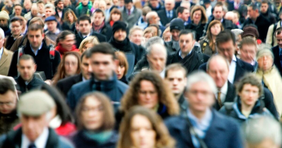 İngiltere'nin nüfusu 69,3 milyona ulaştı - bu Blairci göçmen politikasının ölüm çanı