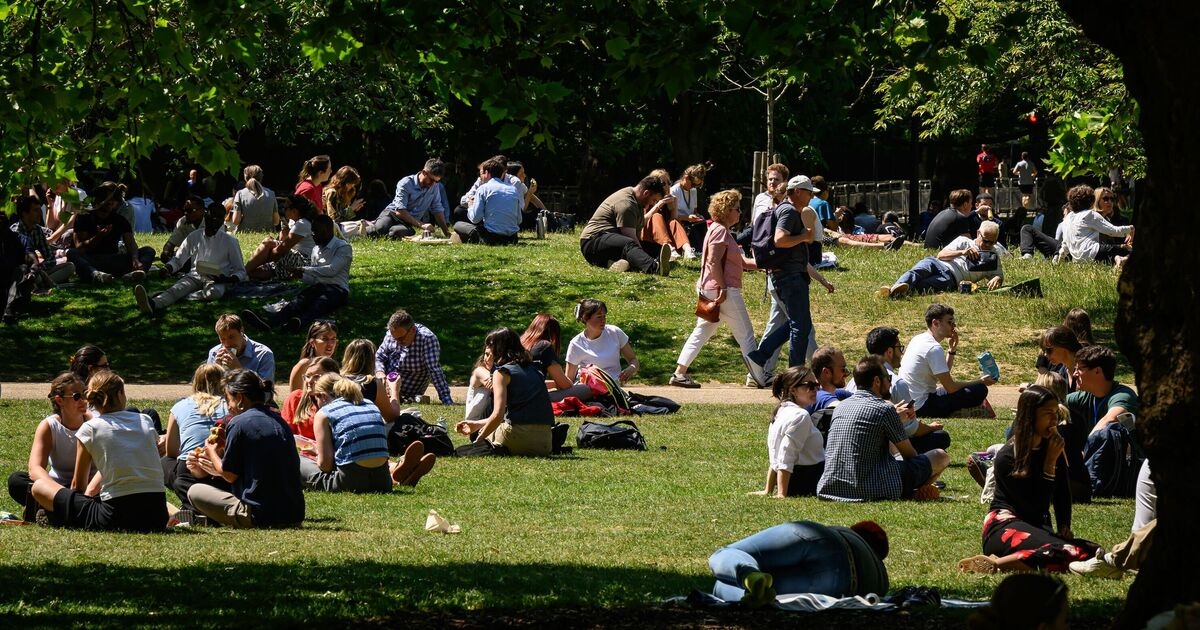 Los mapas del clima cálido muestran que el calor alcanzará los 24 °C en septiembre en el Reino Unido en cuestión de horas - 13 ciudades más calurosas