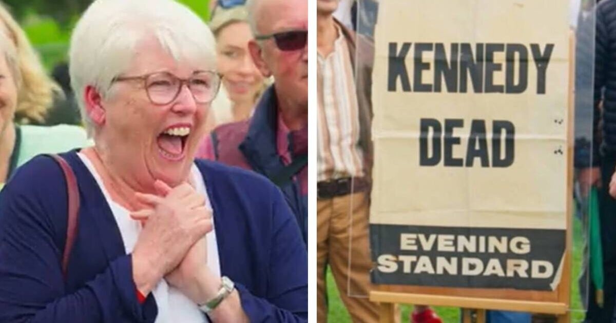 Les invités d'Antiques Roadshow impressionnés par le prix de l'affiche « Kennedy mort » qu'ils ont failli jeter