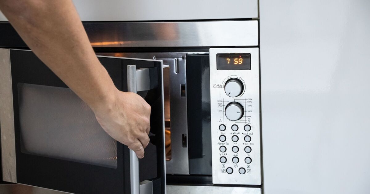 Drivers told to keep car keys in microwave as crime surge sweeps England