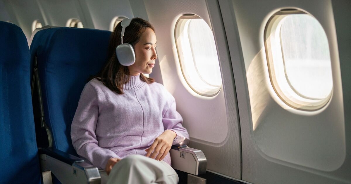 Everyone set to fly on plane this year issued 'crucial' health warning