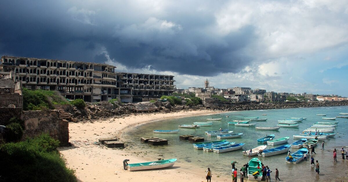 Tourist visits 'world's most dangerous city' and can't believe how beautiful the beach is