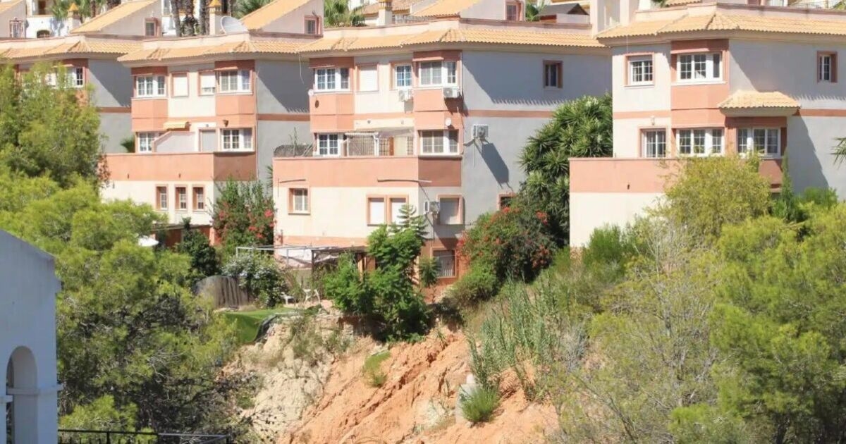 Gli espatriati britannici in Spagna rischiano la rovina finanziaria perché le loro case diventano "senza valore" da un giorno all'altro