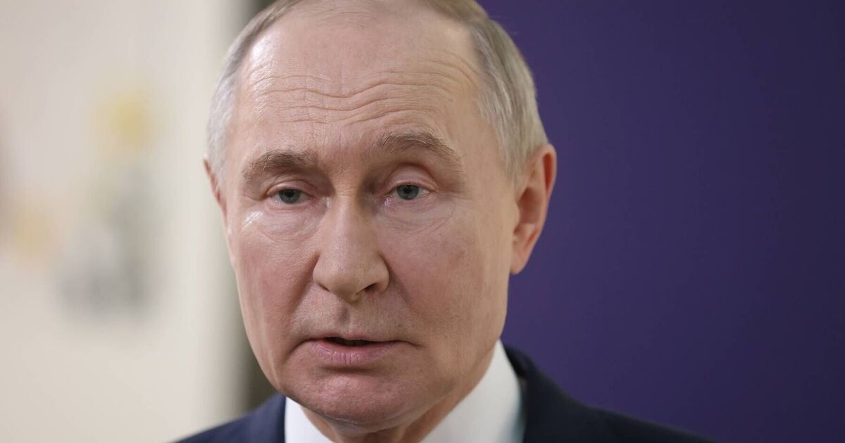 Ojciec Władimira Putina „w przypływie wściekłości wydłubał swojej matce oko widłami”