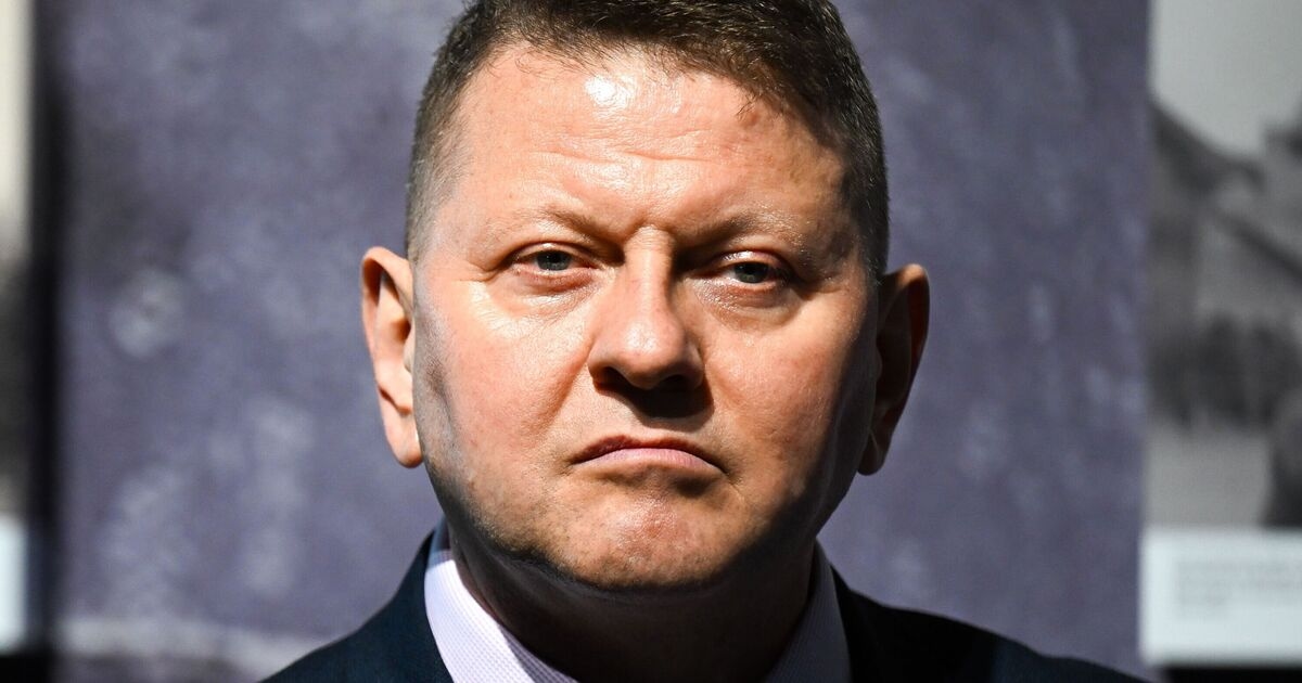 „Żelazny generał” Ukrainy dementuje plotki, jakoby „po cichu przygotowywał się do kandydowania na prezydenta”