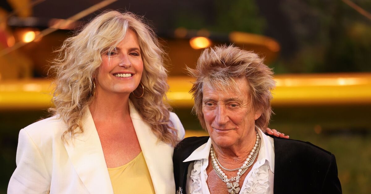 L'appello di Rod Stewart a Penny Lancaster: un problema di salute rende imbarazzante il gesto romantico