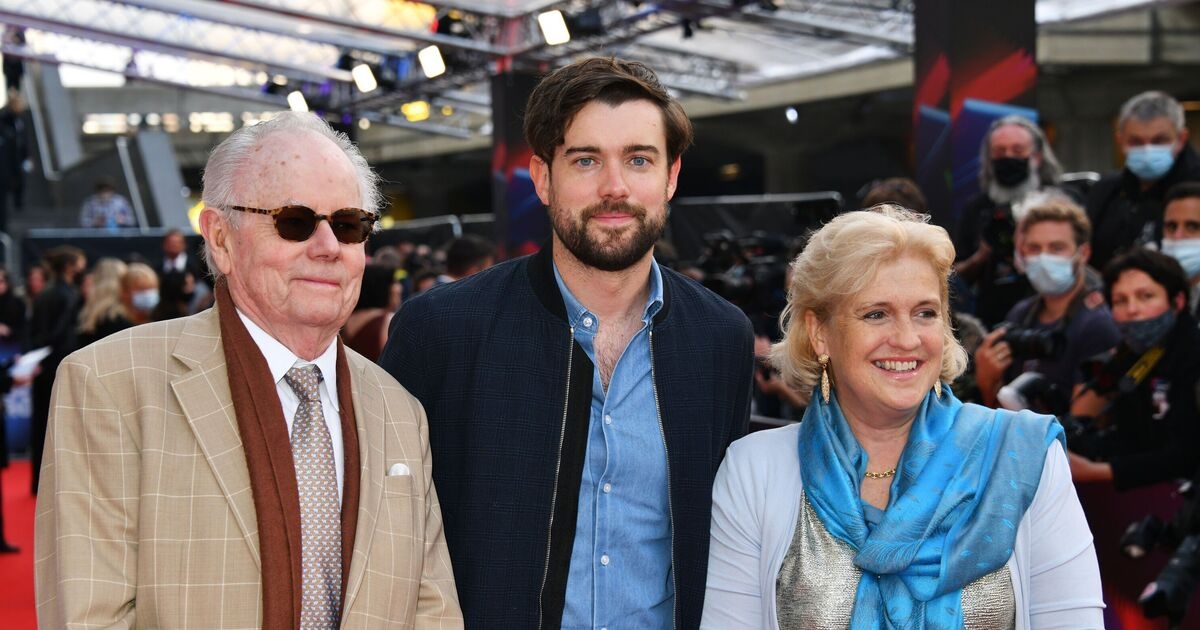Il padre di Jack Whitehall, Michael, condivide una diagnosi preoccupante che ha portato a un cambiamento importante