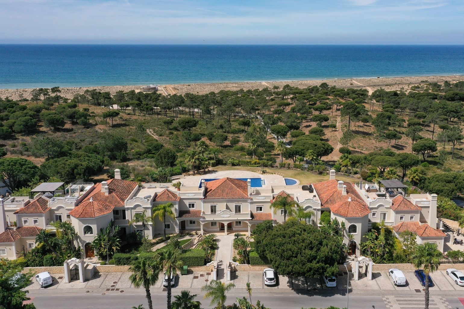 Propiedad de la semana: Apartamento dúplex de 2 dormitorios con vistas al mar cerca de la playa de Ancão