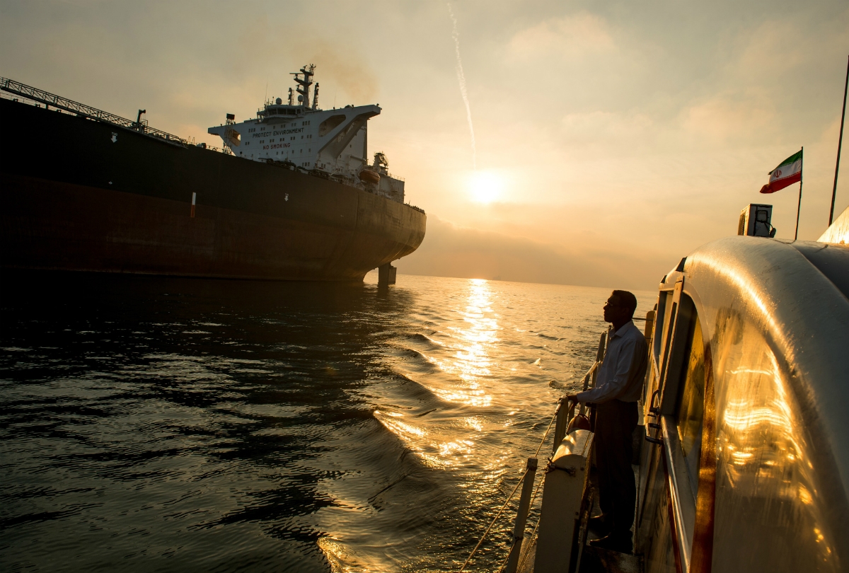 US Imposes Sanctions on Network Sending Iranian Oil to China