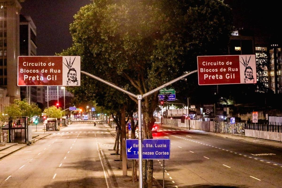 Plaques with Preta Gil's name are installed on the Carnival circuit that celebrates the singer
