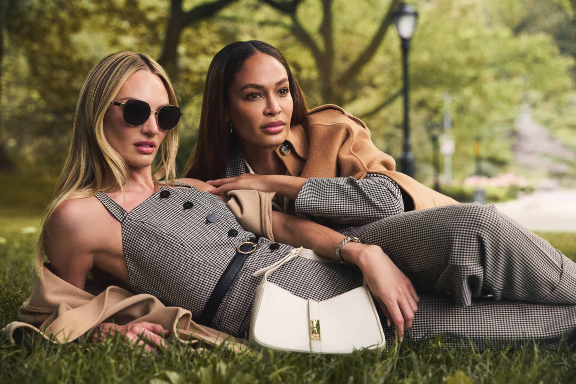 New York Minute van Candice en Joan, het nieuwe boek van Kristen Bateman en bovendien JLO's Chanel-drama!