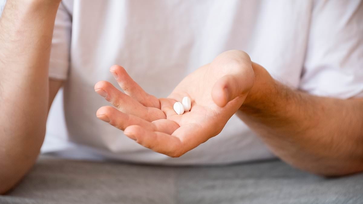 Führende Apotheker warnen erneut vor den Risiken von Paracetamol – nachdem Trumps Gesundheitsminister einen Zusammenhang zwischen alltäglichem Schmerzmittel und steigenden Autismusfällen festgestellt haben