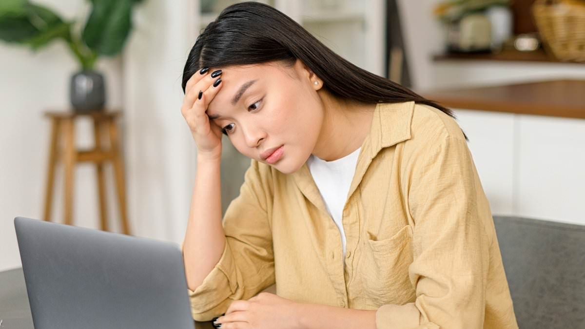 Ein günstiges Getränk schützt besser vor den Gefahren des langen Sitzens als Sport.