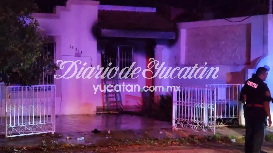 Incendio en una casa en El Prado Chuburná, en Mérida, cobra una vida