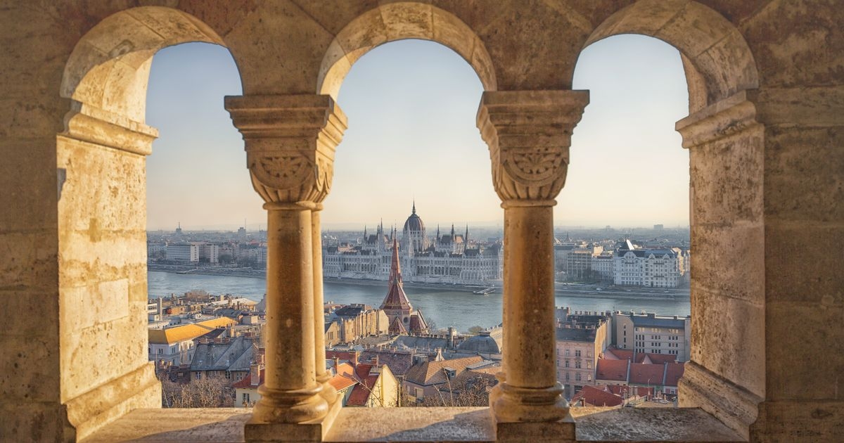 Hermosa ciudad europea con pintas a £1,20 y cosas gratis para ver a solo 2,5 horas del Reino Unido