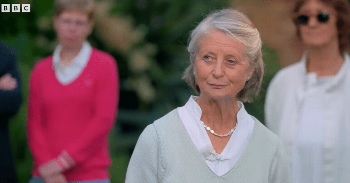 L'ospite di Antiques Roadshow risponde con una sola parola: la spilla "orribile" vale un'enorme fortuna