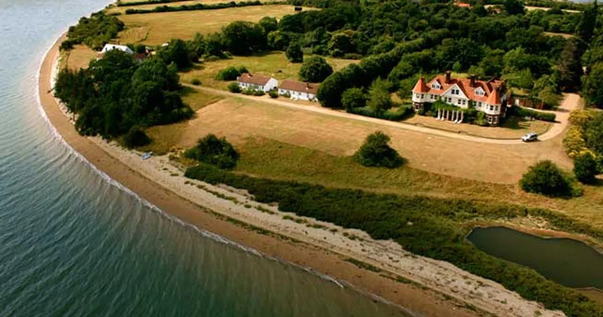 Beautiful island worth £25m just 39 miles from UK's 'worst seaside town'