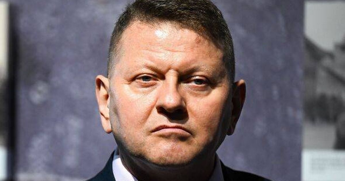 „Żelazny generał” Ukrainy zmuszony zaprzeczyć, że „po cichu przygotowuje się do kandydowania na prezydenta”