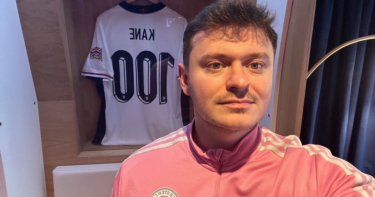 Ich wohnte im selben Hotel wie die englische Fußballnationalmannschaft und trainierte auf dem Platz.