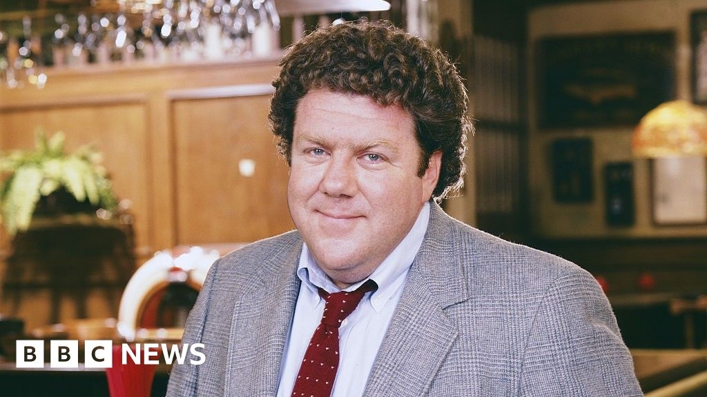 Gwiazda serialu „Cheers” George Wendt zmarł w wieku 76 lat