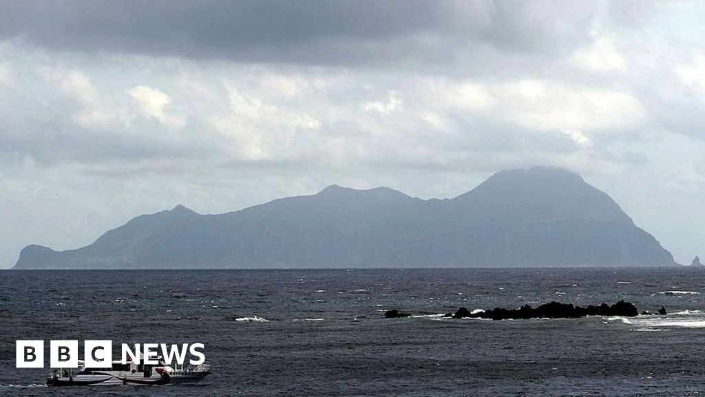 Los isleños japoneses no duermen tras 900 terremotos en dos semanas