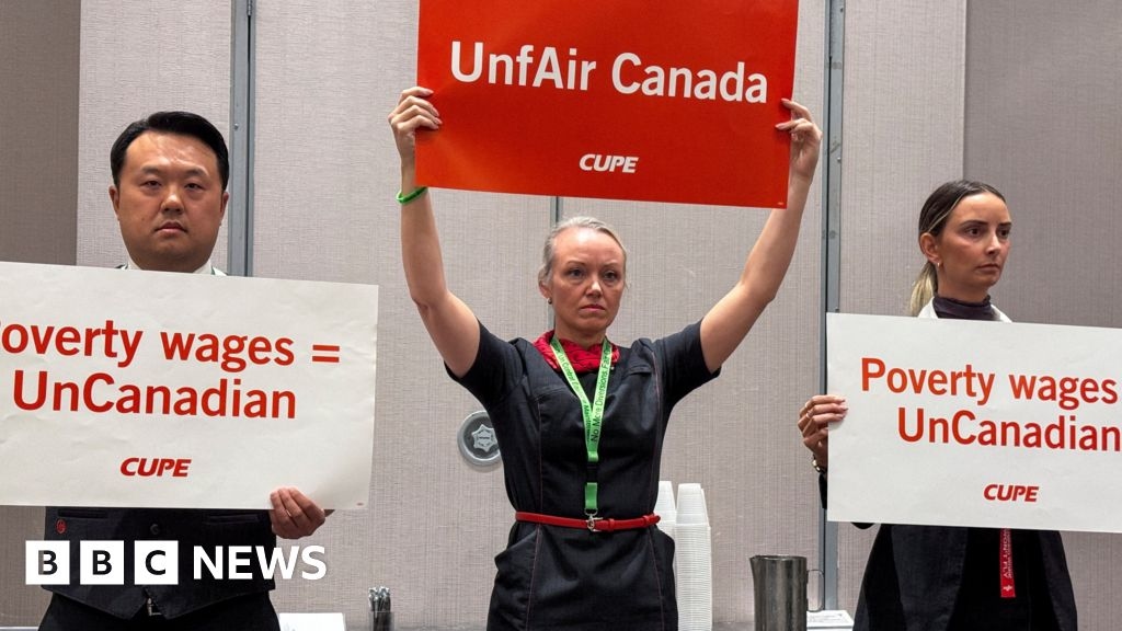 Air Canada and union ordered to bargaining table to end strike