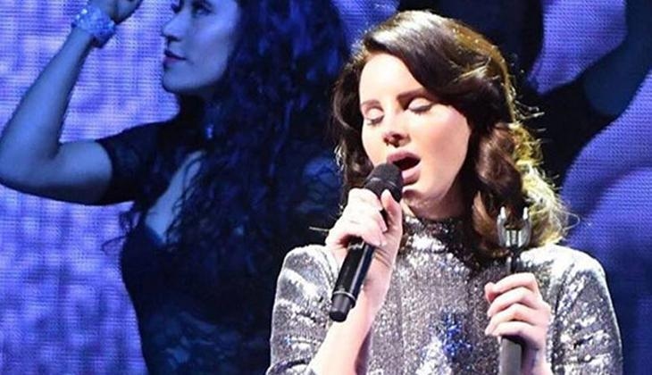 ABD'li şarkıcı Lana Del Rey'den Filistin'e destek mesajı