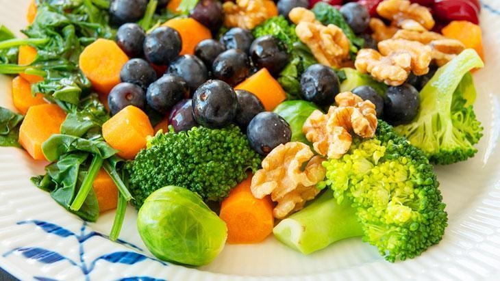Experts recommend the longevity approach! Slow down cell aging with 10 nutrients