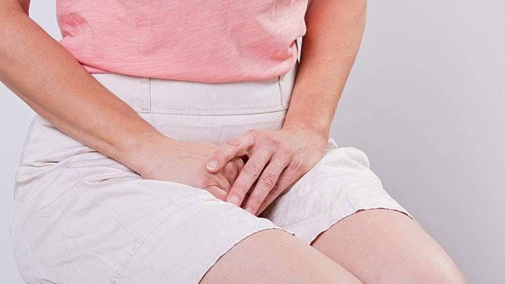Silent but widespread: A problem for 1 in 4 women! This embarrassing disease confines them to their homes.