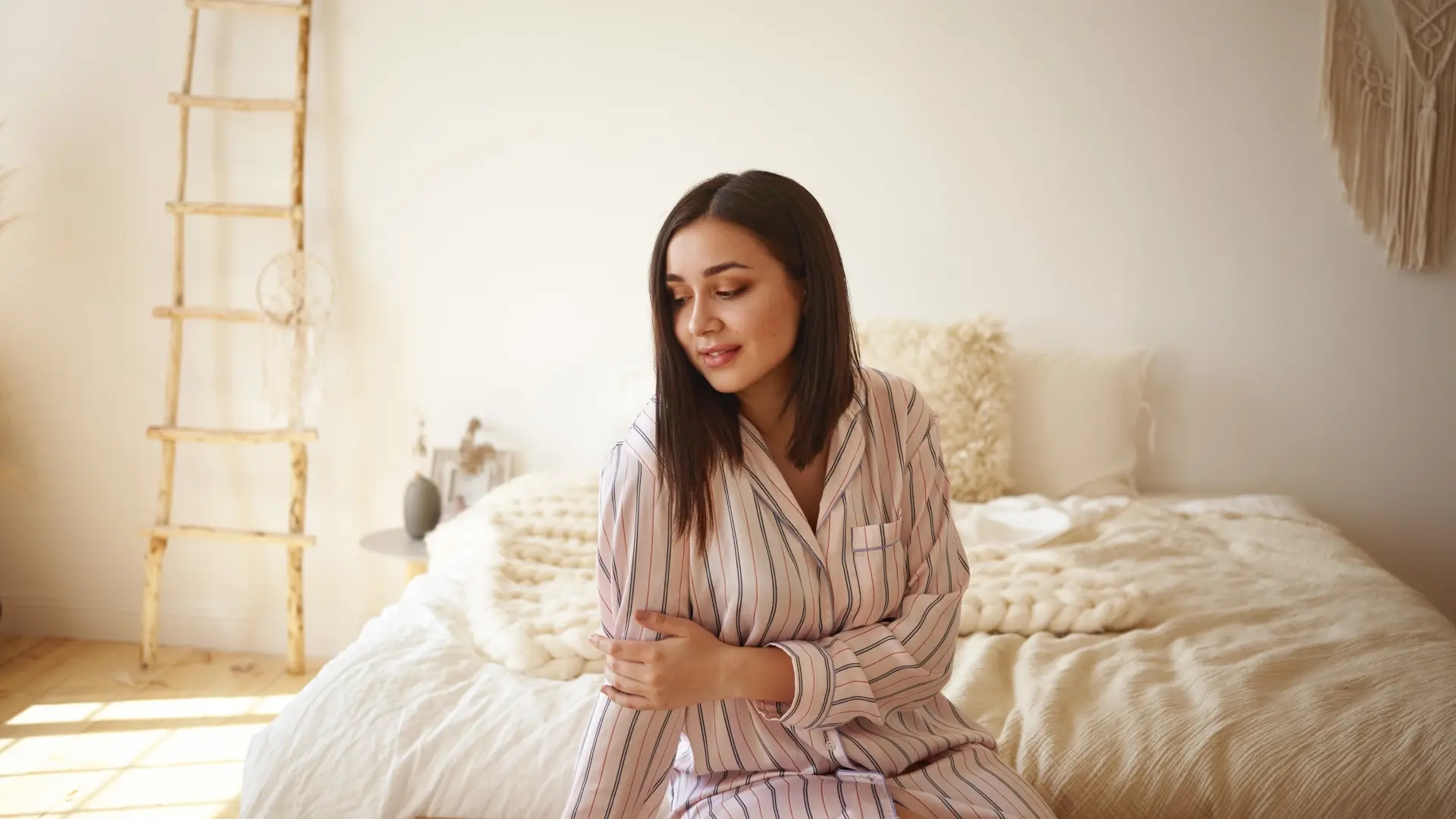 Microbiólogos revelan con qué frecuencia deberíamos lavar el pijama para evitar &quot;un exceso de carga microbiana&quot;