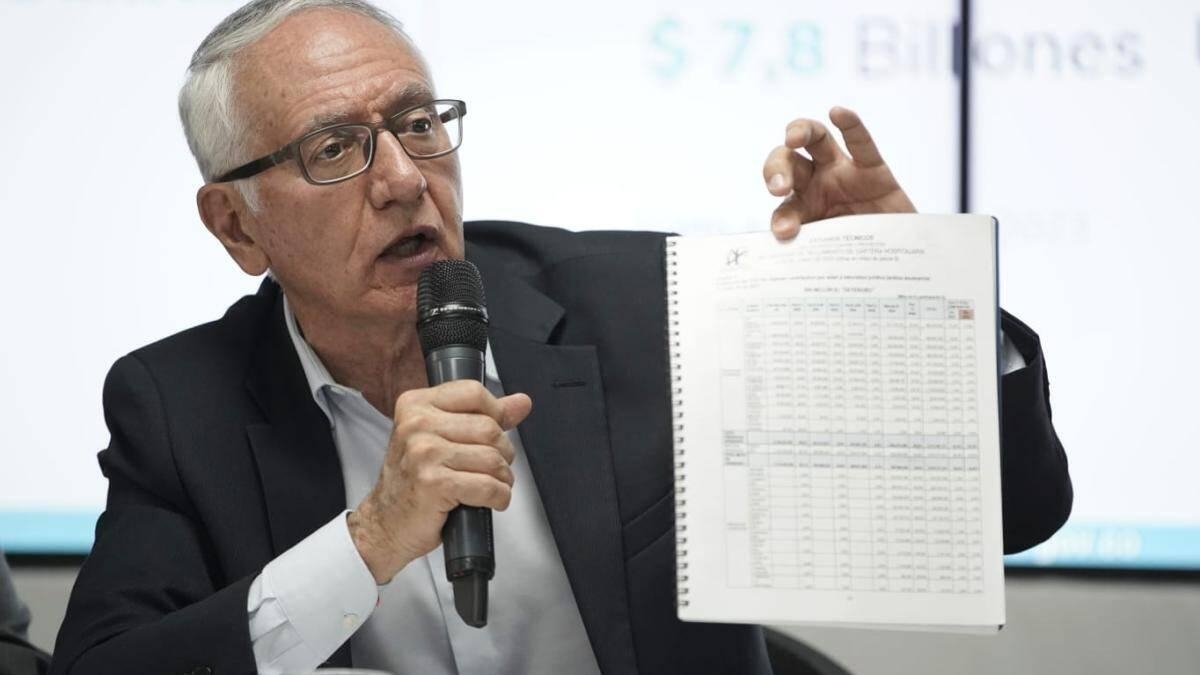Em meio à crise sistêmica por falta de recursos, o Ministério da Saúde deve criar 535 novos cargos na entidade.
