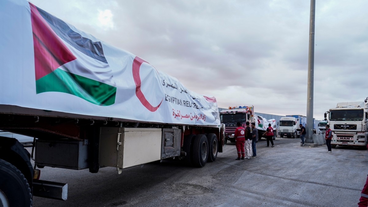 Izrael zamknie przejście graniczne w Rafah i ograniczy ilość pomocy humanitarnej dla Gazy, oskarżając Hamas o nieoddanie zabitych zakładników.
