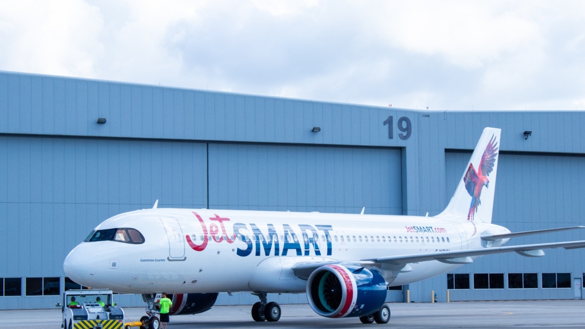 JetSmart lancia 'Smart Days', con biglietti scontati fino al 70% sui voli nazionali
