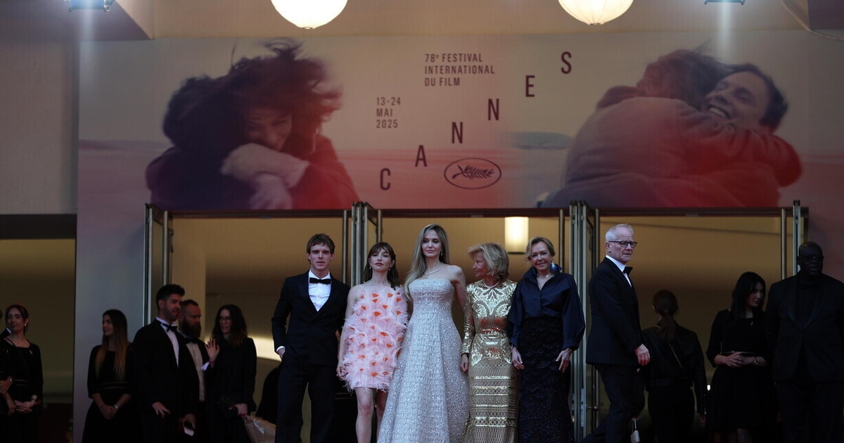 Zwischen den Kufiyas kann man in Cannes sogar einige Filme sehen