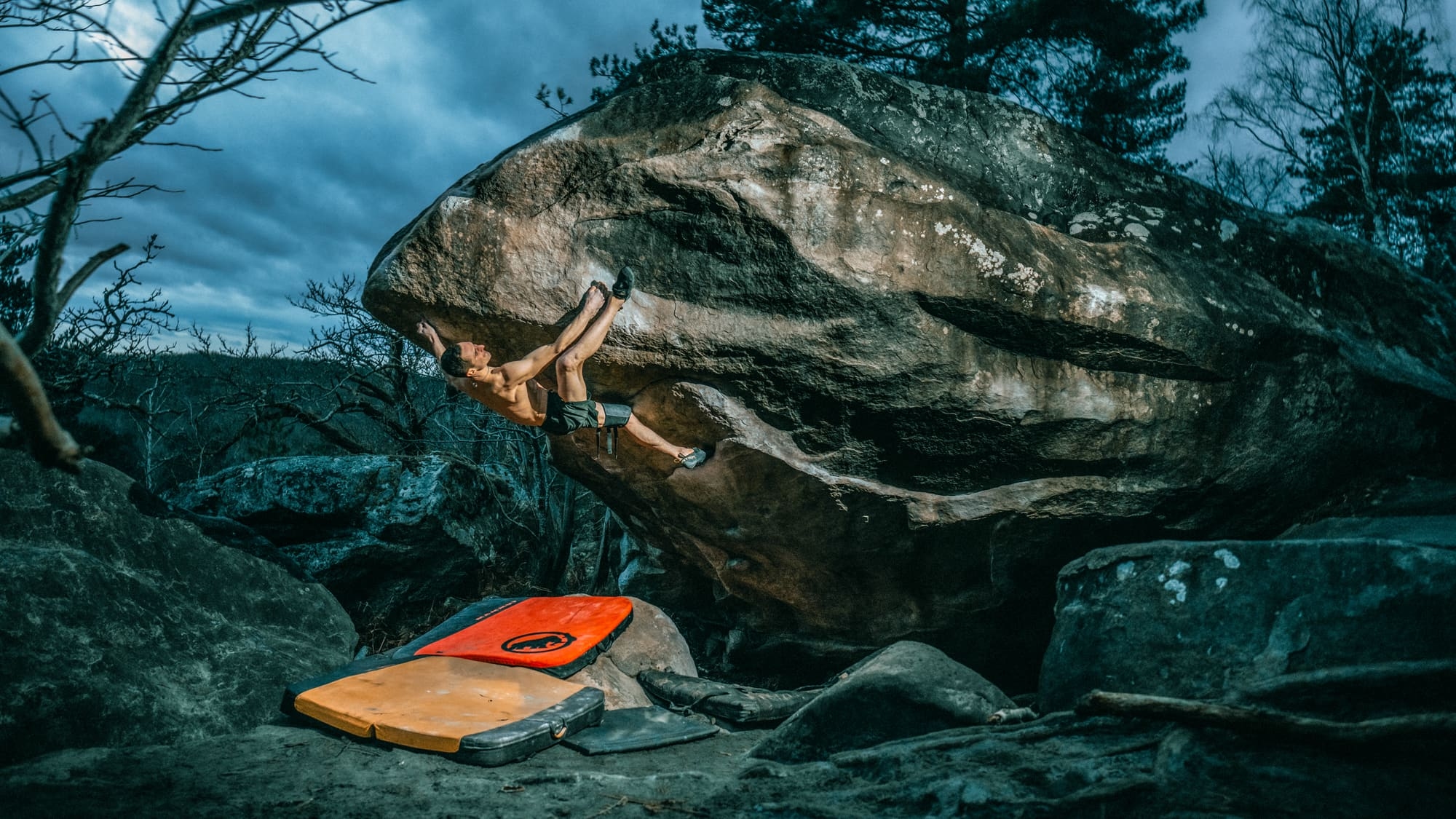 Bilan du bloc : Adam Ondra avec 9A à Bleau et autres faits marquants