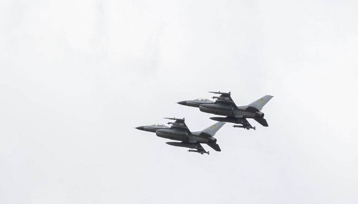 A Ucrânia perdeu outro caça F-16. "Situação extraordinária"