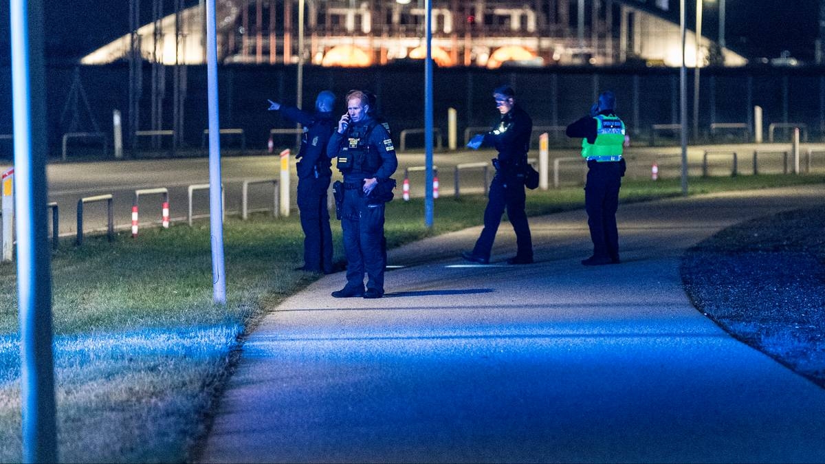 Drones sobrevoam Copenhague. Aeroporto reabre e novas informações policiais
