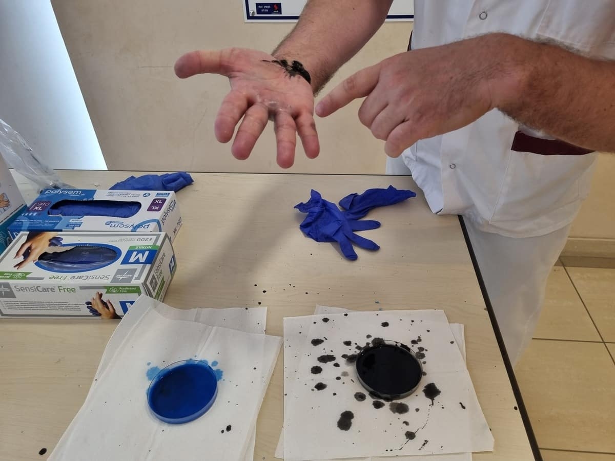 Hand hygiene: information session at the Geneviève-de-Gaulle-Anthonioz hospital