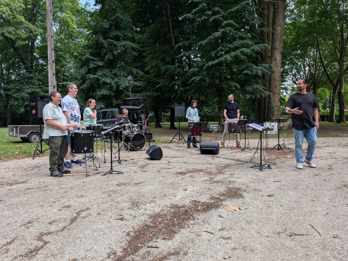 Va'Carme makes Petit-Bois vibrate
