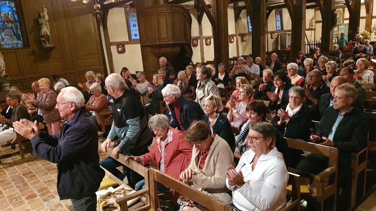 Zwei Stimmen und ein Klavier für das „Ave Maria“